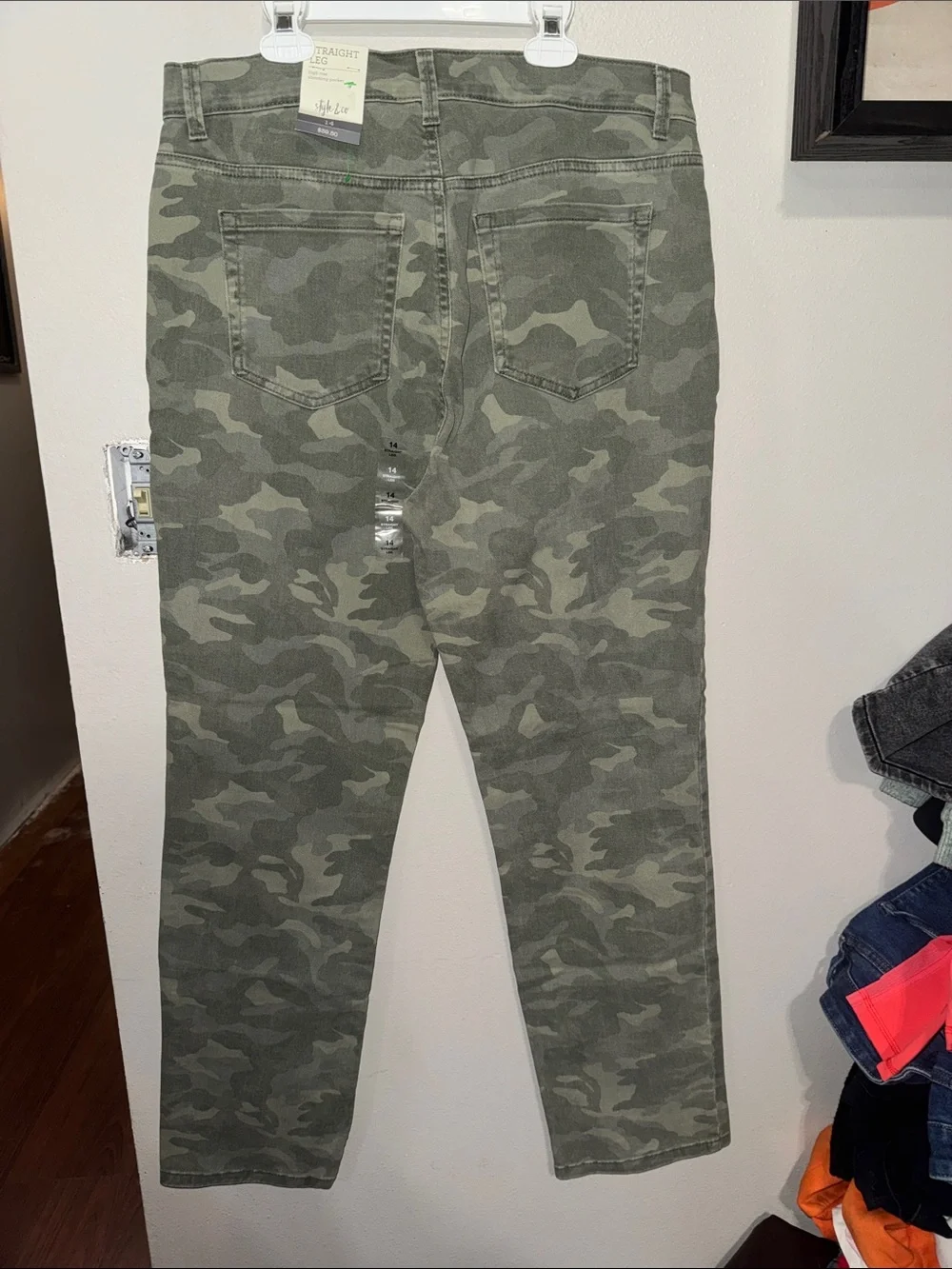 NWT Women’s style and Co camouflage jeans
